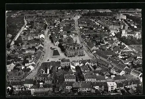 AK Laa a. d. Thaya, Ortsansicht vom Flugzeug aus gesehen