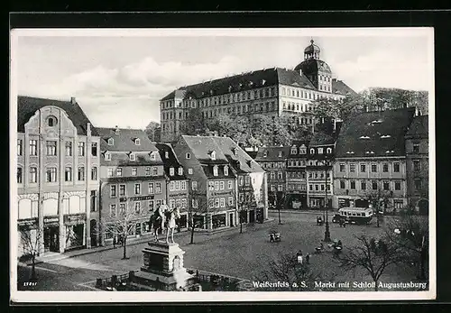 AK Weissenfels a. S., Markt mit Schloss Augustusburg