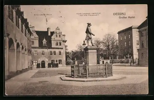 AK Dessau, Grosser Markt mit Fürst Leopold-Denkmal und Anna-Liese-Haus