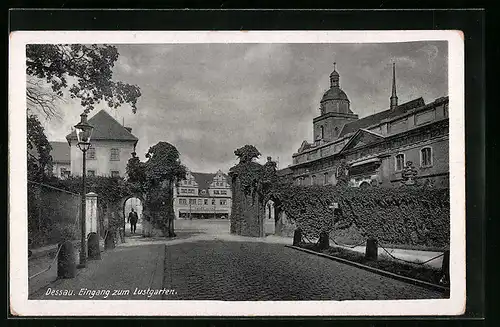 AK Dessau, Eingang zum Lustgarten