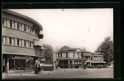 AK Apeldoorn, Stationsplein