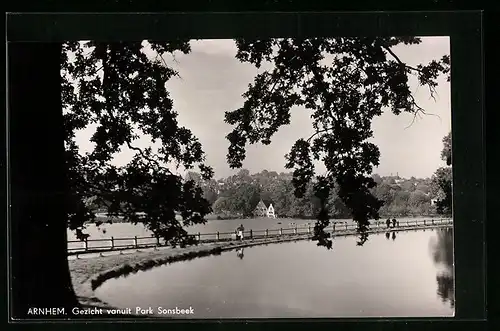 AK Arnhem, Gezicht vanuit Park Sonsbeek