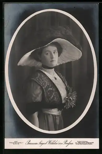 AK Prinzessin August Wilhelm von Preussen mit grossem Hut
