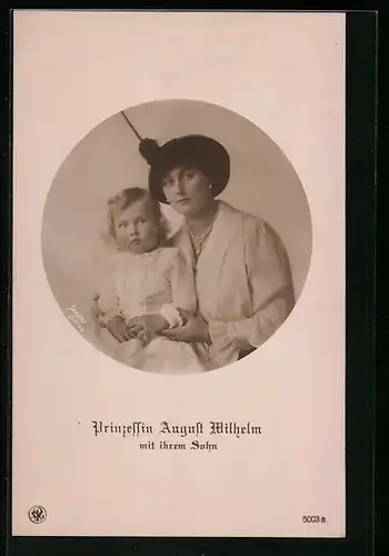 AK Prinzessin August Wilhelm von Preussen und ihr kleiner Sohn