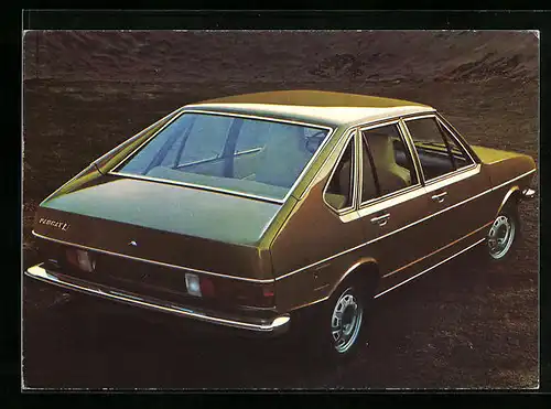 AK VW Passat-Limousine von hinten gesehen