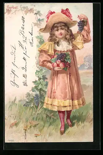 AK Herbst, Kleines Mädchen mit Weintrauben auf einer Wiese
