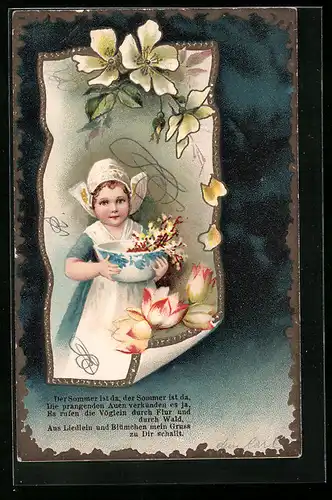 AK Mädchen mit Blumen in einer Schüssel