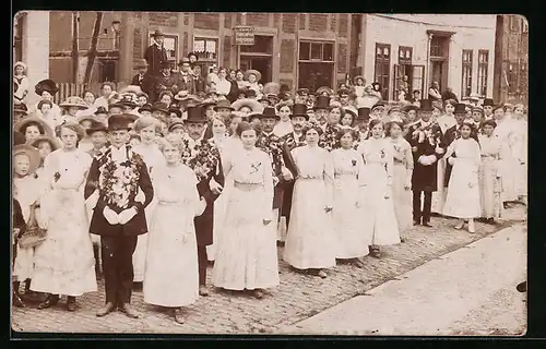 Foto-AK Neustadt /Rbge., Umzug des Schützenfestes