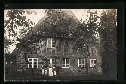 Foto-AK Bad Segeberg, Haus Lüttge 1911