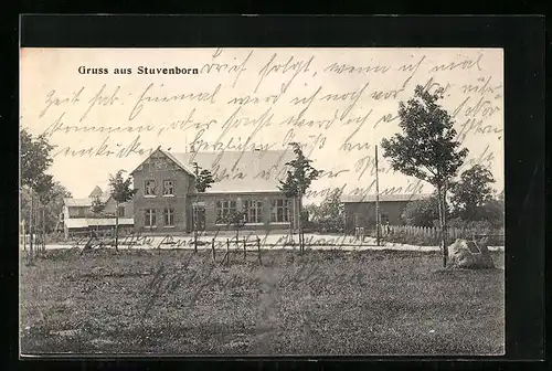 AK Stuvenborn, Gebäudeansicht mit Feld