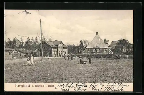 AK Havighorst b. Reinfeld i. Holst., Ortspartie mit Kindern