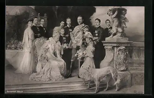 AK Kaiserin Auguste Victoria bekommt Blumen von einem Mädchen