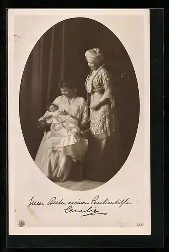 AK Kaiserin Auguste Victoria mit Prinzessin Cecilie und Enkelkind