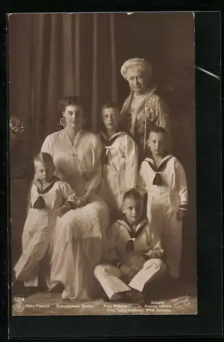 AK Kaiserin Auguste Victoria und Kronprinzessin Cecilie mit den Prinzen