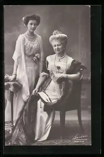 AK Kaiserin Auguste Victoria Königin von Preussen mit der Kronprinzessin