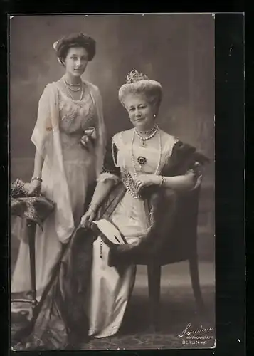 AK Kaiserin Auguste Victoria mit Kronprinzessin Cecilie
