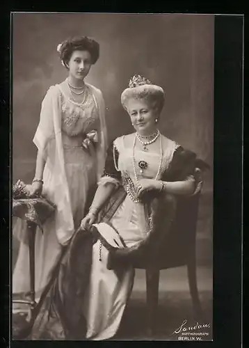 AK Kaiserin Auguste Victoria und Kronprinzessin Cecilie