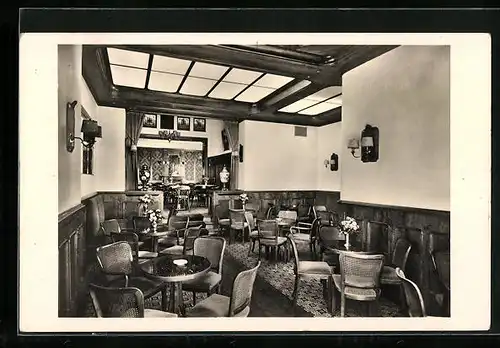 AK Köln, Konditorei u. Kaffee B. Beckers, Unter Taschenmacher 3, Innenansicht