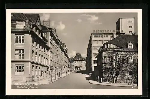 AK Schwenningen a. Neckar, Hindenburgstrasse mit Postamt und Kienzle Uhren-Haus