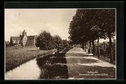 AK Salzwedel, Promenade mit Landw. Schule