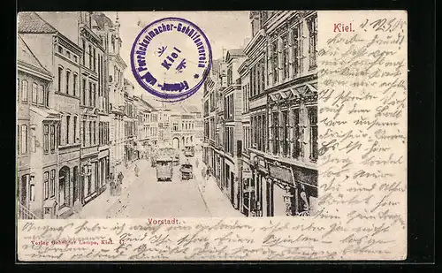 AK Kiel, Strassenpartie Vorstadt aus der Vogelschau, mit Strassenbahn