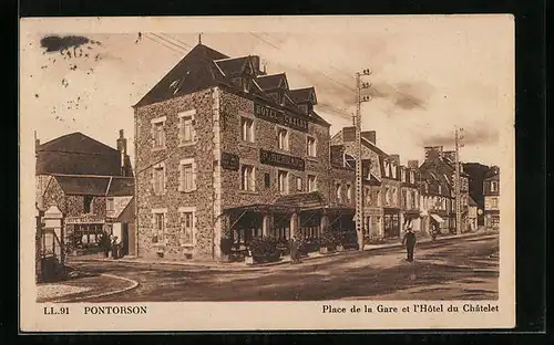 AK Pontorson, Place de la Gare et l`Hotel du Chatelet