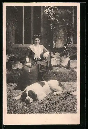 AK Charlotte von Württemberg mit ihrem Bernhardiner