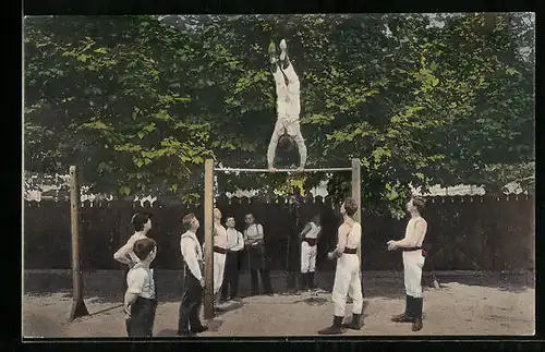 AK Reckübung, Jungs beim Turnen