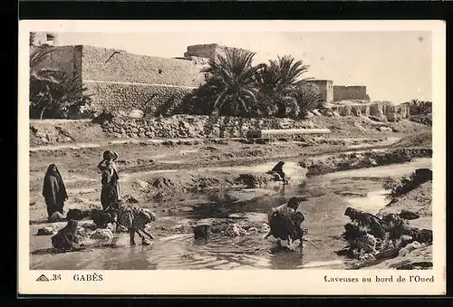 AK Gabes, Laveuses au bord de l`Oued