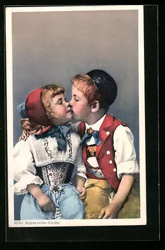 AK Zwei süsse Appenzeller Kinder küssen sich