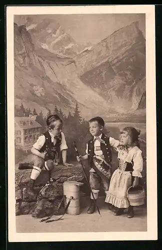 AK Niedliche Kinder aus Appenzell vor einer Gebirgskulisse