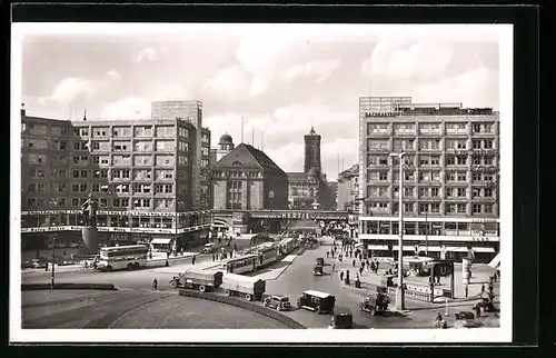 AK Berlin, der Alexanderplatz, Blick auf das Kaufhaus Hertie