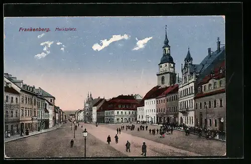 AK Frankenberg i. Sa., Passanten auf dem Marktplatz