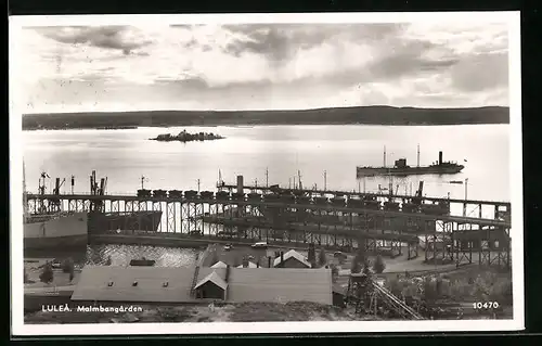 AK Lulea, Malmbangarden, Schiff vor der Stadt