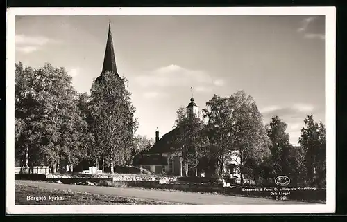 AK Borgsjö, Grünanalgen neben der Kirche