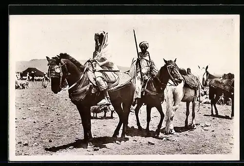 AK Scènes et Types, Cavaliers du Sud, Arabische Soldaten zu Pferde