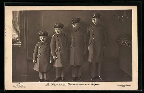 AK Die Söhne des Kronprinzenpaares Wilhelm von Preussen in Feldgrau