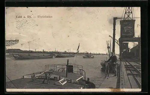 AK Kehl a. Rh., Schiffe am Quai im Rheinhafen