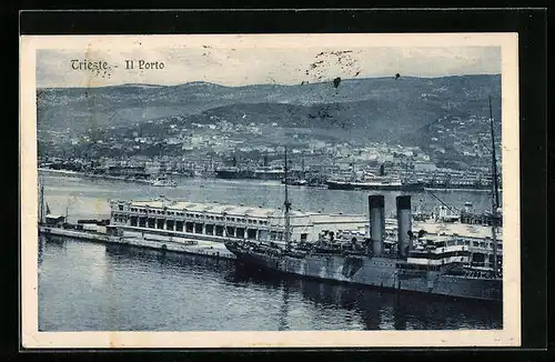AK Trieste, Il Porto, Schiffsanleger mit Blick auf den Hafen