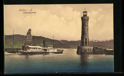 AK Lindau i. B., Hafenausfahrt mit Leuchtturm und Löwendenkmal