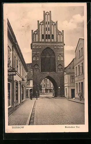 AK Teterow, Blick durch das Rostocker Tor