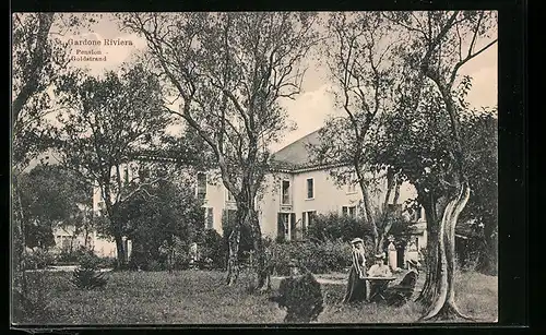 AK Gardone Riviera, Pension Goldstrand, Gartenansicht mit Damentrio