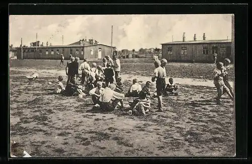 AK Wiek /Rügen, Sächsisches Kinderheim, Frühstück auf dem Spielplatz