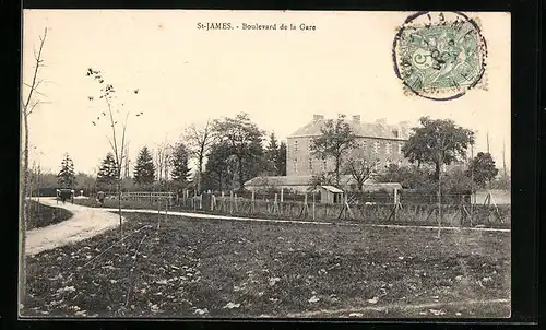 AK St-James, Boulevard de la Gare