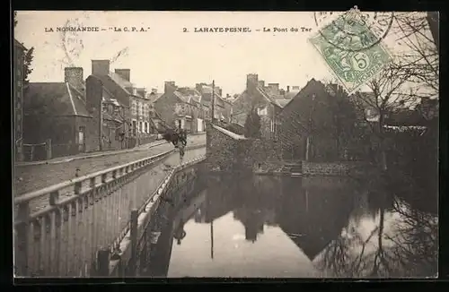 AK La Haye-Pesnel, Le Pont du Tar