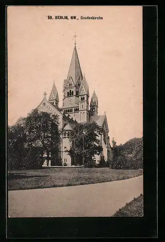 AK Berlin, NW., Grünanlagen vor der Gnadenkirche, Invalidenstrasse