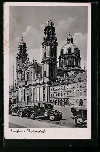 AK München, vor der Theatinerkirche