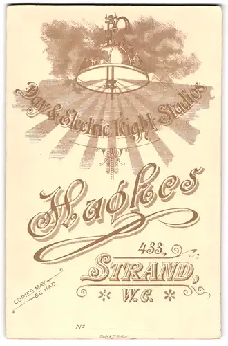 Fotografie Hughes, London, Strand 433, elektrische Lampe beleuchtet Anschrift des Fotografen, Day & Electric Light Stud.