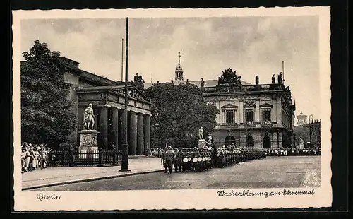 AK Berlin, Wacheablösung am Ehrenmal