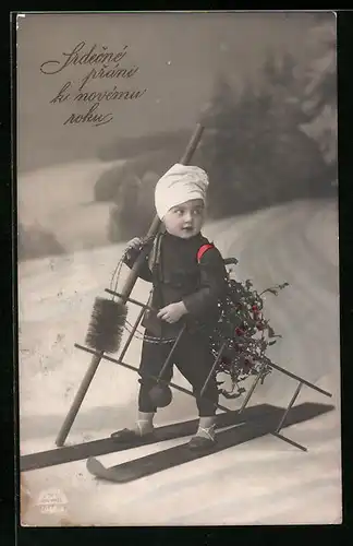 AK Kleiner Schornsteinfeger mit Leiter und Skiern